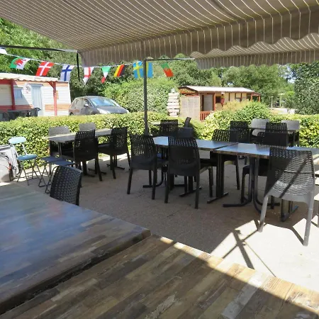 Les P'tites Maisons Dans La Prairie 3* Sallertaine