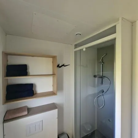 Campsite Les P'tites Maisons Dans La Prairie Sallertaine
