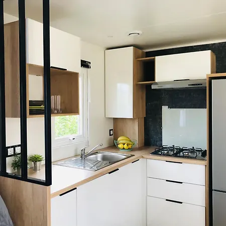 Campsite Les P'tites Maisons Dans La Prairie