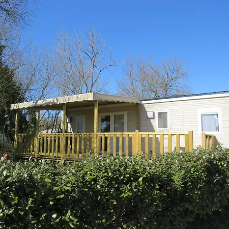 Les P'tites Maisons Dans La Prairie