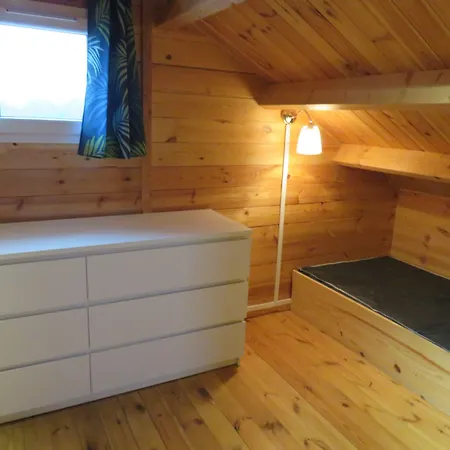 Les P'tites Maisons Dans La Prairie Campsite