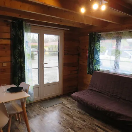 Campeggio Les P'tites Maisons Dans La Prairie 3*