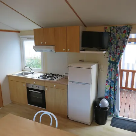 Les P'tites Maisons Dans La Prairie