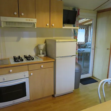 Les P'tites Maisons Dans La Prairie