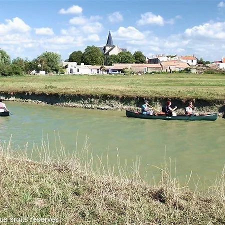 אתר קמפינג Les P'tites Maisons Dans La Prairie
