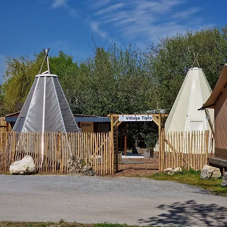 Les P'tites Maisons Dans La Prairie 3* Sallertaine