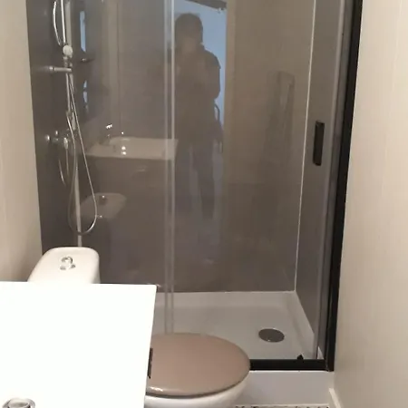 Les P'tites Maisons Dans La Prairie אתר קמפינג Sallertaine