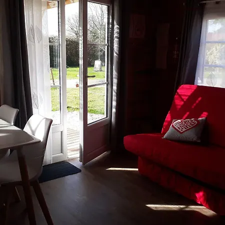 Les P'tites Maisons Dans La Prairie 3*