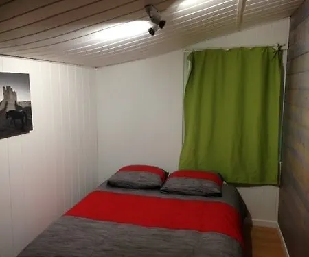 Les P'tites Maisons Dans La Prairie Camping