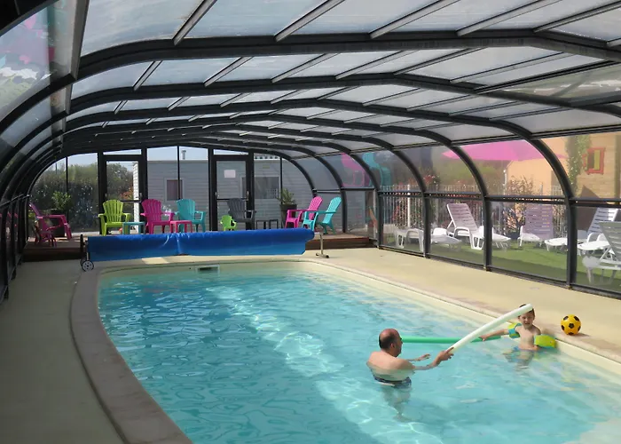 Les P'tites Maisons Dans La Prairie Camping Sallertaine