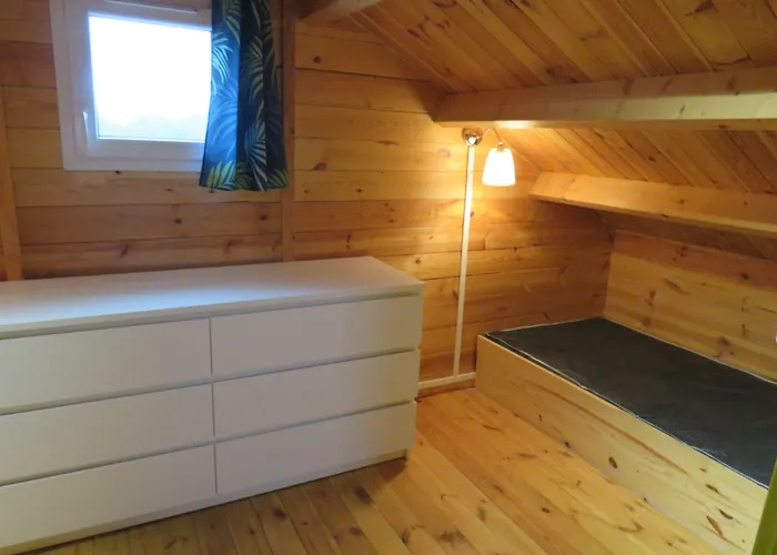 Les P'tites Maisons Dans La Prairie Camping