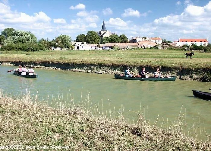 Camping Les P'tites Maisons Dans La Prairie