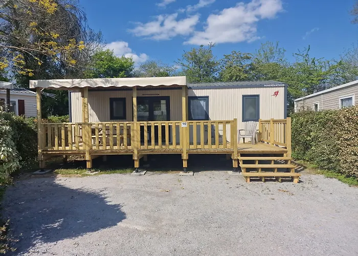 Les P'tites Maisons Dans La Prairie 3* Sallertaine