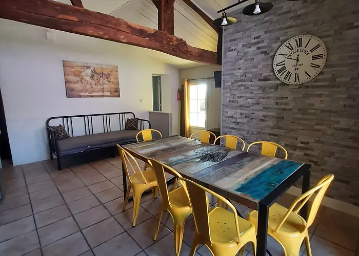 Camping Les P'tites Maisons Dans La Prairie 3*