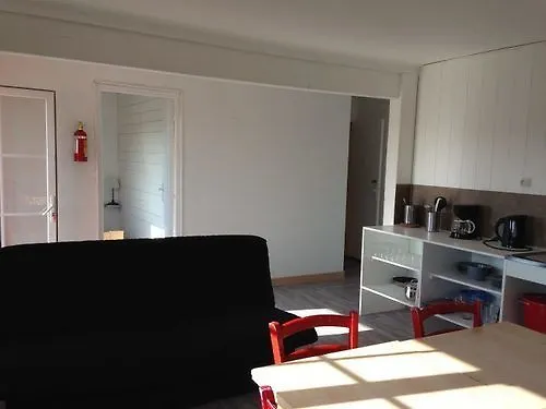 Les P'tites Maisons Dans La Prairie Sallertaine