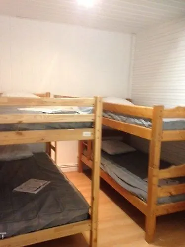 Les P'tites Maisons Dans La Prairie Camping 3*