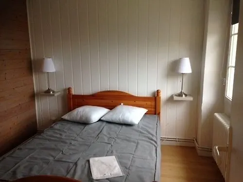 Camping Les P'tites Maisons Dans La Prairie Sallertaine